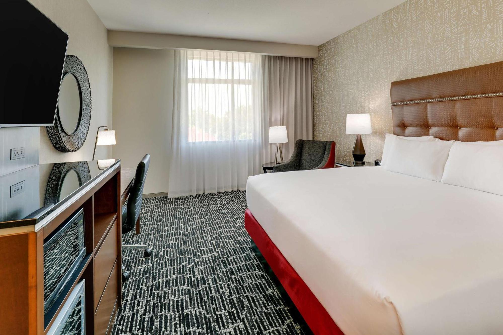 Drury Plaza Hotel Savannah Pooler Extérieur photo