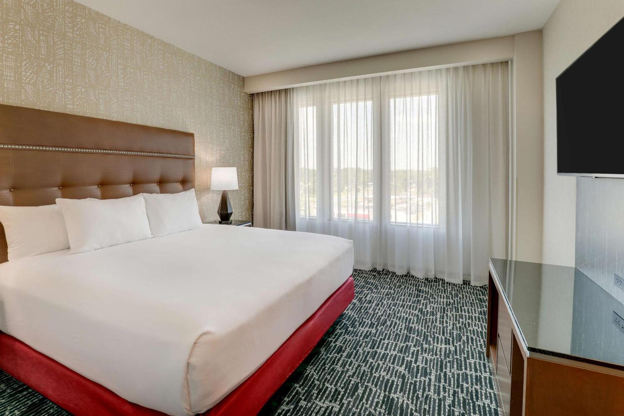 Drury Plaza Hotel Savannah Pooler Extérieur photo